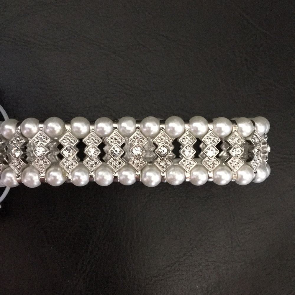 Host Pick New Badgley Mischka Faux Diamonds & Pearls Bracelet